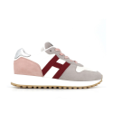 Sneakers h383