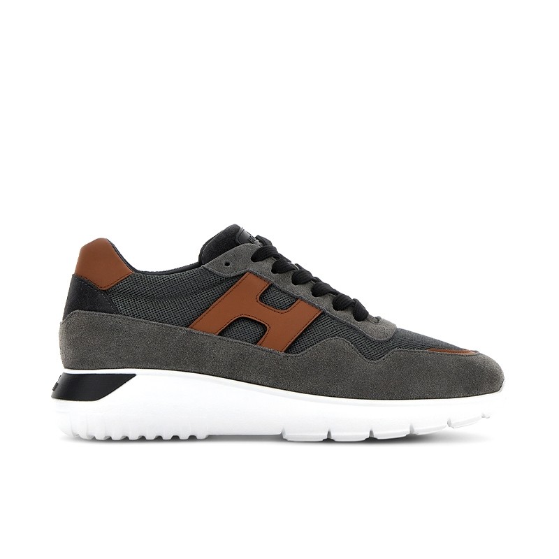 hogan sneakers Sneakers Interactive 3 Détails : Oversize -Semelles:... hogan sneakers Sneakers Interactive 3 Détails : Oversize -Semelles:...