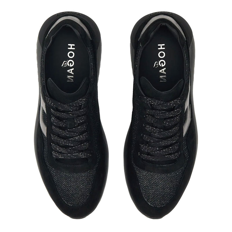 Sneakers Interactive 3