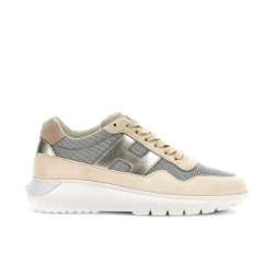 Sneakers Interactive 3
