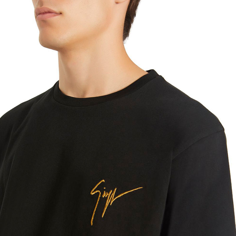 giuseppe zanotti t-shirts T-shirt logo signature Détails : Motifs -... giuseppe zanotti t-shirts T-shirt logo signature Détails : Motifs -...