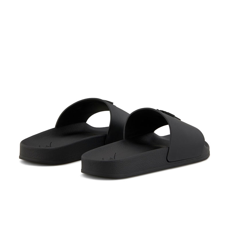 giuseppe zanotti sandales Flip Flop Détails : Mules -Semelles: Gomm... giuseppe zanotti sandales Flip Flop Détails : Mules -Semelles: Gomm...