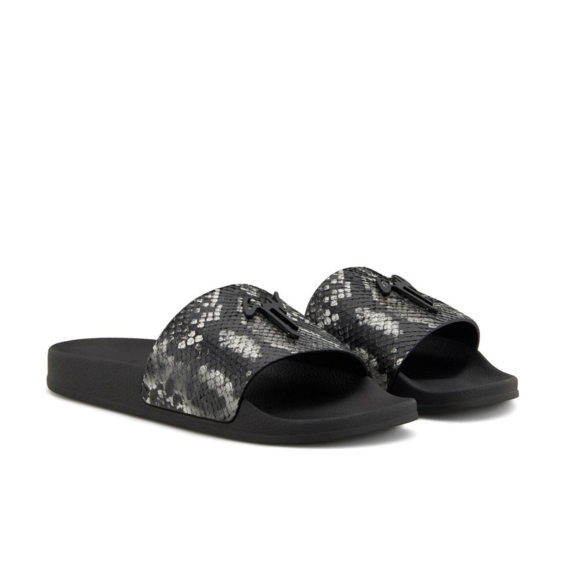 giuseppe zanotti sandales Flip Flop Détails : Mules -Détails : Impr... giuseppe zanotti sandales Flip Flop Détails : Mules -Détails : Impr...