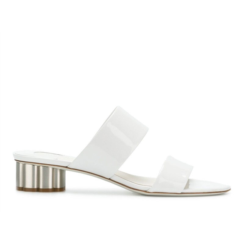salvatore ferragamo sandales Sandales Détails : Bijoux -Détails : M... salvatore ferragamo sandales Sandales Détails : Bijoux -Détails : M...