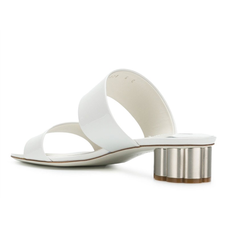 salvatore ferragamo sandales Sandales Détails : Bijoux -Détails : M... salvatore ferragamo sandales Sandales Détails : Bijoux -Détails : M...