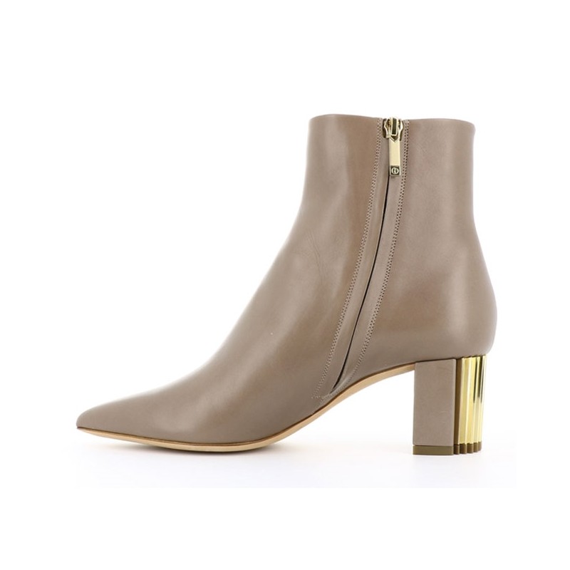 giorgio armani boots & bottines Boots Détails : Accessoires -Semell... giorgio armani boots & bottines Boots Détails : Accessoires -Semell...