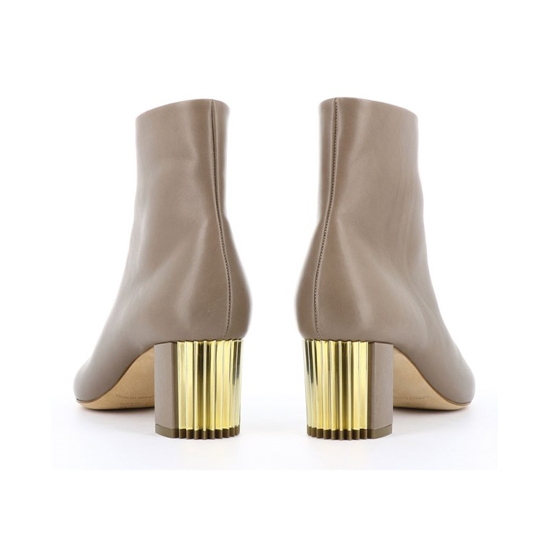 giorgio armani boots & bottines Boots Détails : Accessoires -Semell... giorgio armani boots & bottines Boots Détails : Accessoires -Semell...