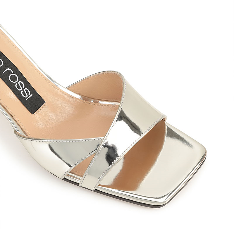 sergio rossi sandales Sandales croisées Semelles: Cuir -Talons: 6 à... sergio rossi sandales Sandales croisées Semelles: Cuir -Talons: 6 à...