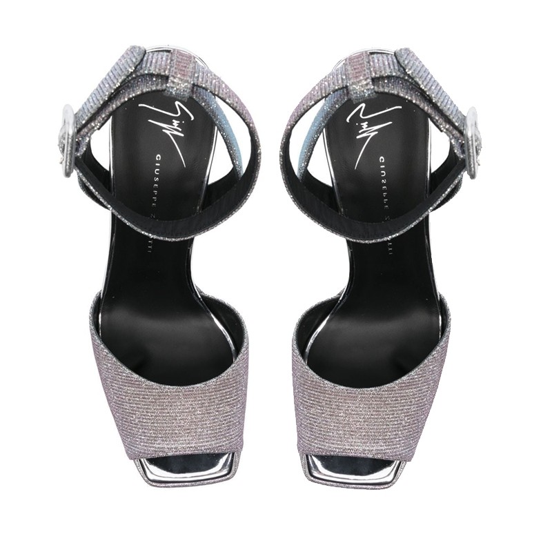 giuseppe zanotti sandales Sandales New Betty Détails : Oversize -Se... giuseppe zanotti sandales Sandales New Betty Détails : Oversize -Se...