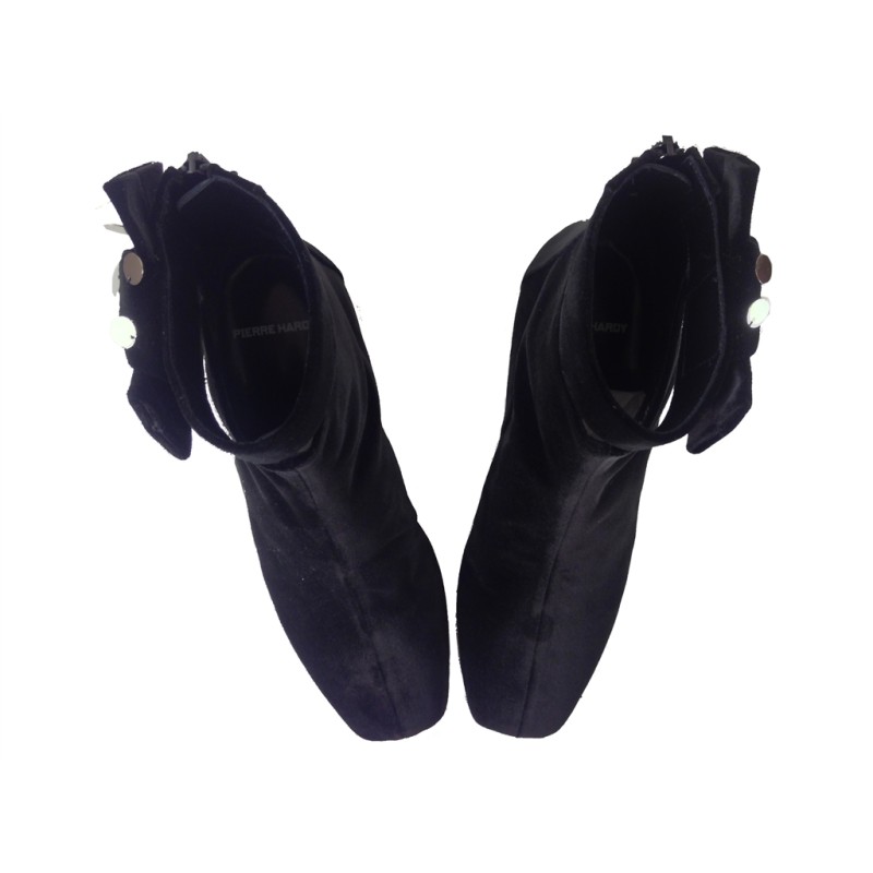 pierre hardy boots & bottines Bottiines lunar noeud Détails : Motif... pierre hardy boots & bottines Bottiines lunar noeud Détails : Motif...