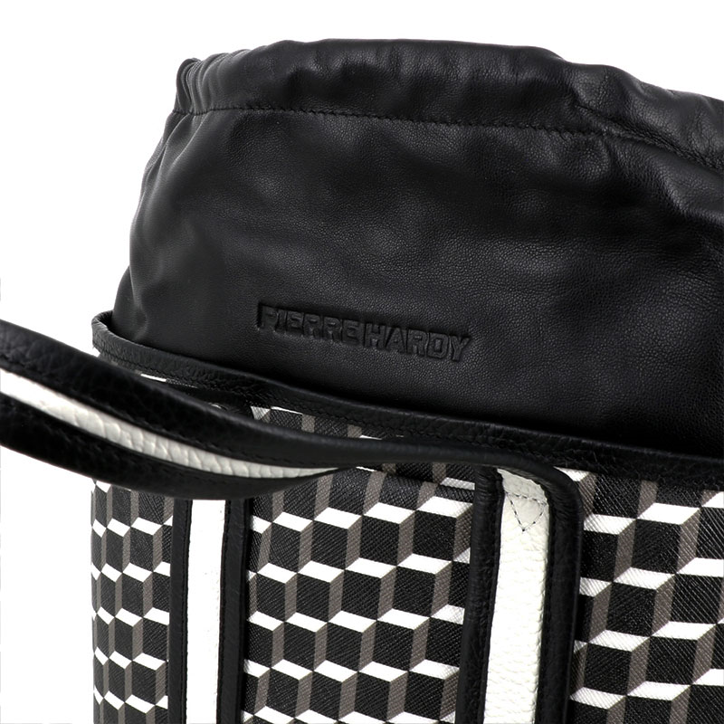 pierre hardy sacs à main Sac Mini Archi Détails : Motifs -Détails :... pierre hardy sacs à main Sac Mini Archi Détails : Motifs -Détails :...