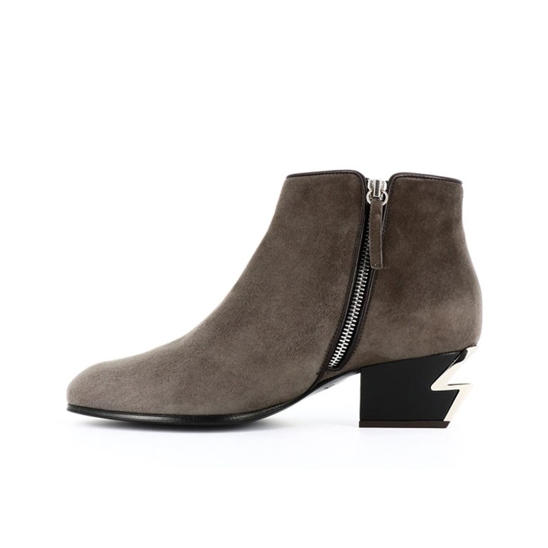 giuseppe zanotti boots & bottines Bottines à talon 40 mm Détails : ... giuseppe zanotti boots & bottines Bottines à talon 40 mm Détails : ...