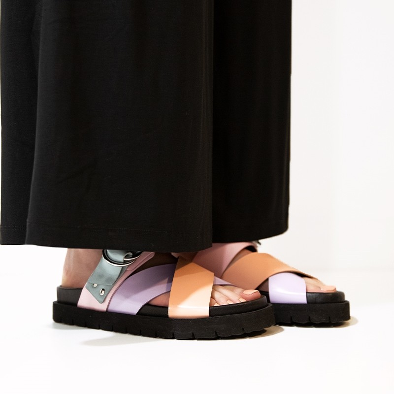 pierre hardy sandales Mules Cross Rider Détails : Cloutées -Détails...