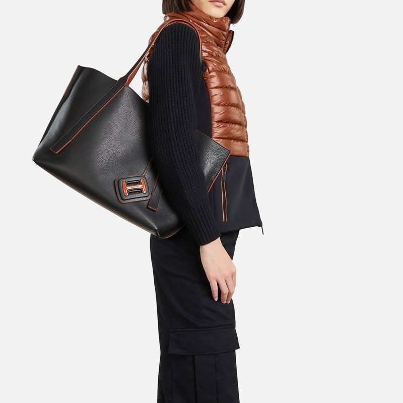 hogan sacs cabas Sac Cabas Shopping m Détails : Zip -Matières: Cuir... hogan sacs cabas Sac Cabas Shopping m Détails : Zip -Matières: Cuir...