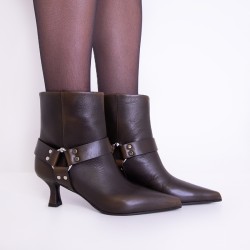 3 juin boots & bottines Boots Avril T55 Détails : Bijoux -Semelles:...