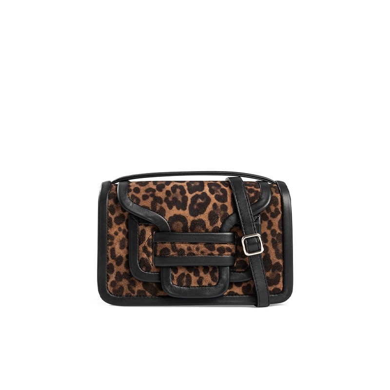 pierre hardy sacs nano Sac Alpha Détails : Imprimé animal -Détails... pierre hardy sacs nano Sac Alpha Détails : Imprimé animal -Détails...