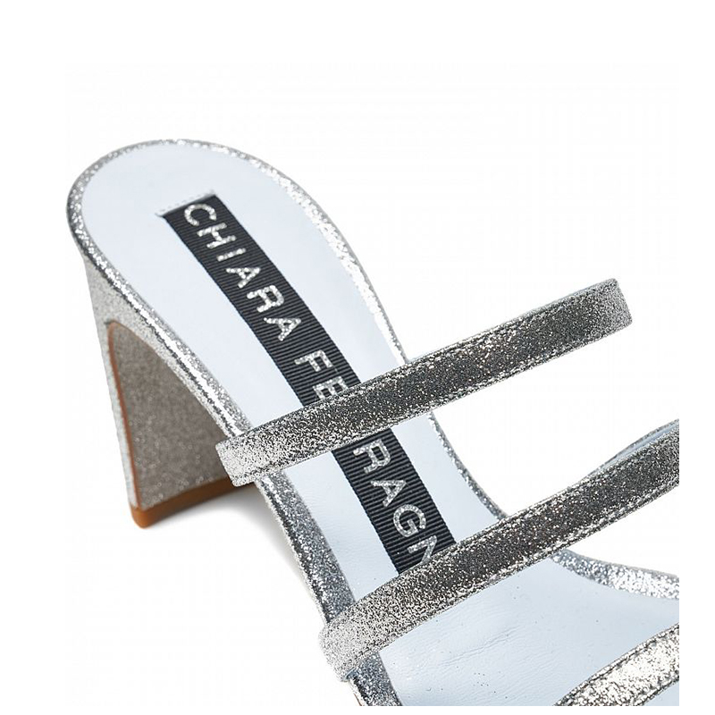 chiara ferragni sandales Sandales Détails : Mules -Semelles: Caoutc... chiara ferragni sandales Sandales Détails : Mules -Semelles: Caoutc...