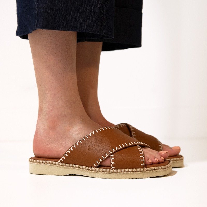 hogan sandales Mules H660 Détails : Mules -Semelles: Gomme -Matière...