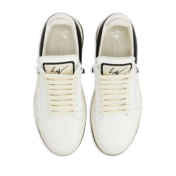 Sneakers Light