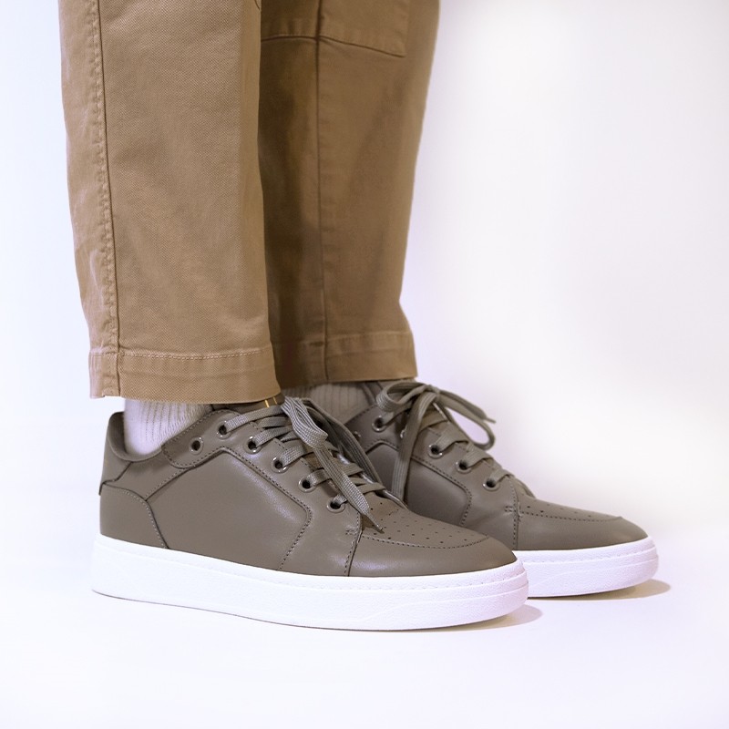 Sneakers Light
