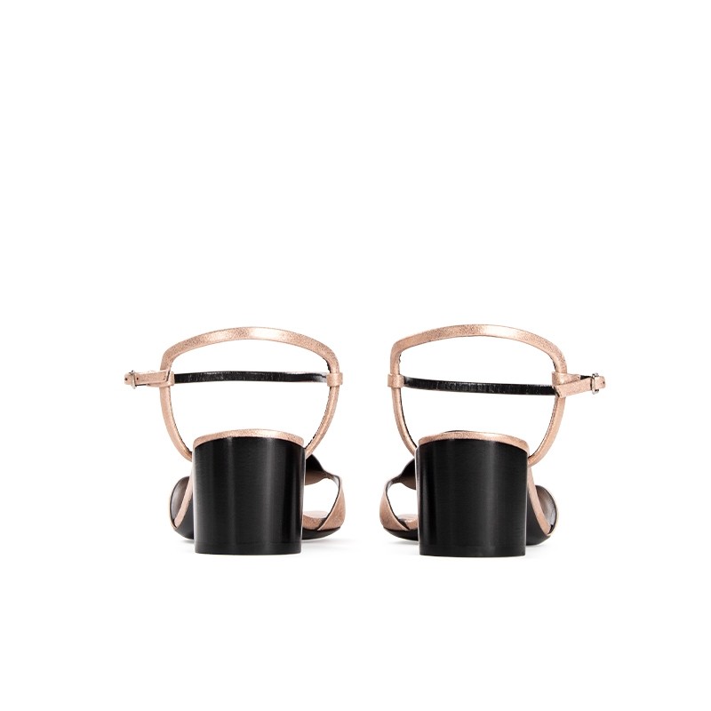pierre hardy sandales Sandales Bulles Semelles: Cuir -Talons: 3 à 5... pierre hardy sandales Sandales Bulles Semelles: Cuir -Talons: 3 à 5...