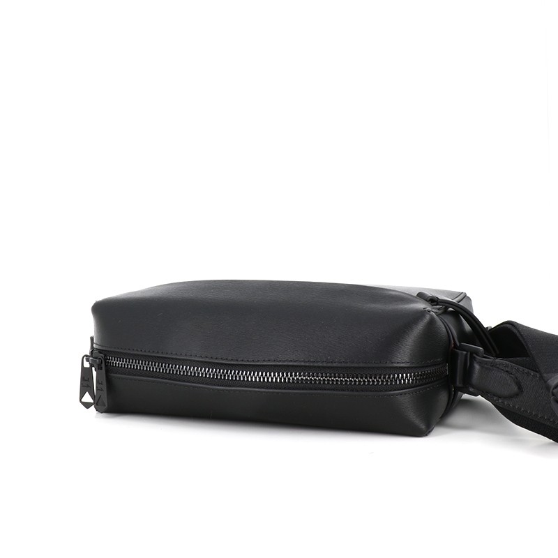 paul smith sacoches Camera Bag Matières: Cuir -Couleurs: Noi paul smith sacoches Camera Bag Matières: Cuir -Couleurs: Noi