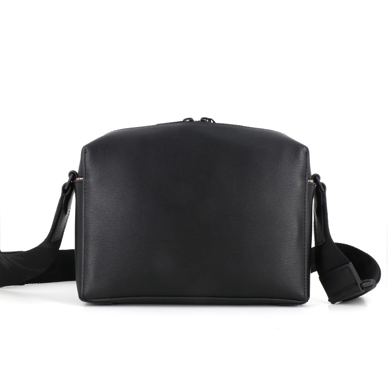 paul smith sacoches Camera Bag Matières: Cuir -Couleurs: Noi paul smith sacoches Camera Bag Matières: Cuir -Couleurs: Noi