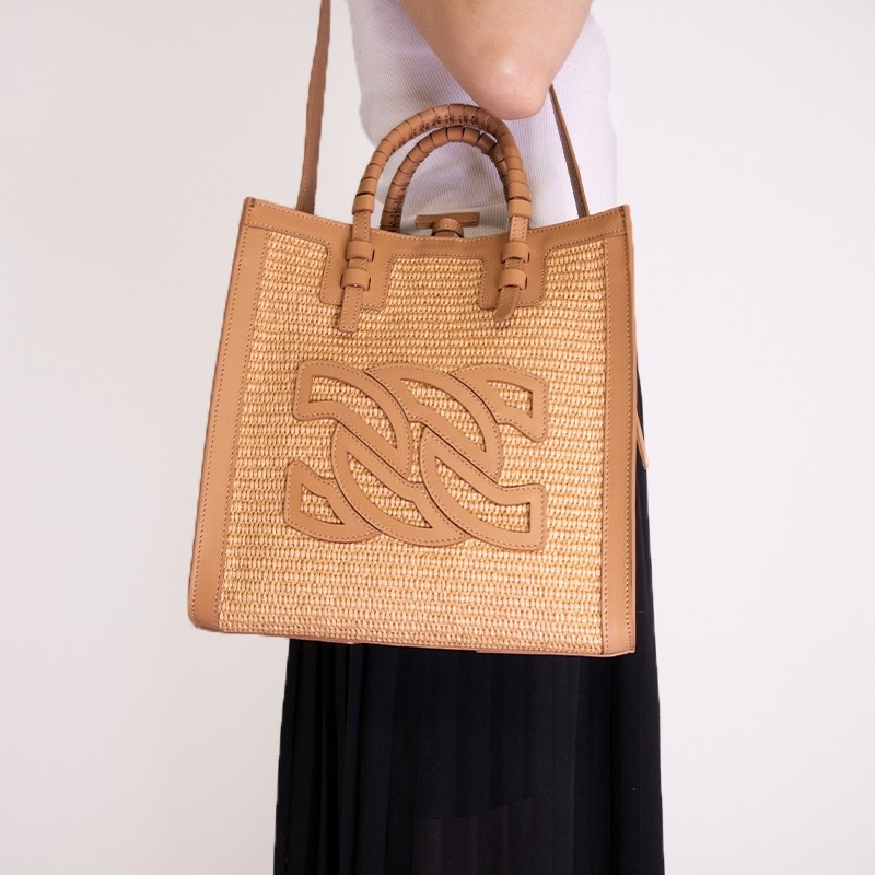 casadei sacs à main Sac Beauriva Détails : Tressées -Matières: Cuir...
