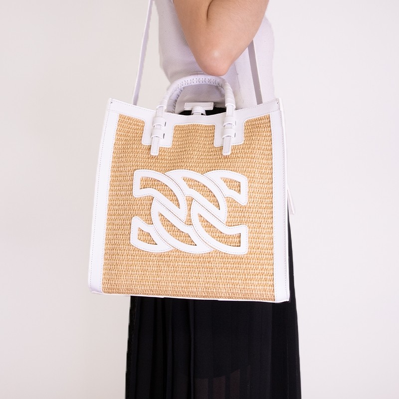 casadei sacs à main Sac Beauriva Détails : Tressées -Matières: Cuir...