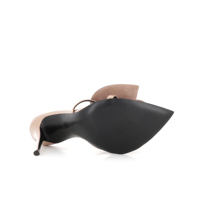 giuseppe zanotti sandales Mules Charmante Détails : Bijoux -Détails... giuseppe zanotti sandales Mules Charmante Détails : Bijoux -Détails...