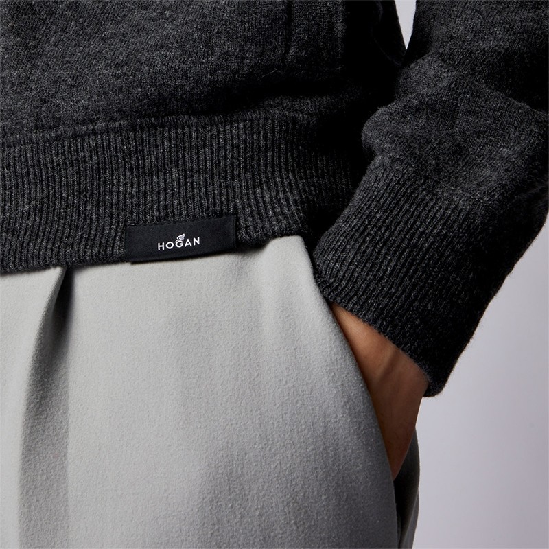 hogan pulls & gilets Pull laine Matières: Laine -Couleurs: Gri hogan pulls & gilets Pull laine Matières: Laine -Couleurs: Gri