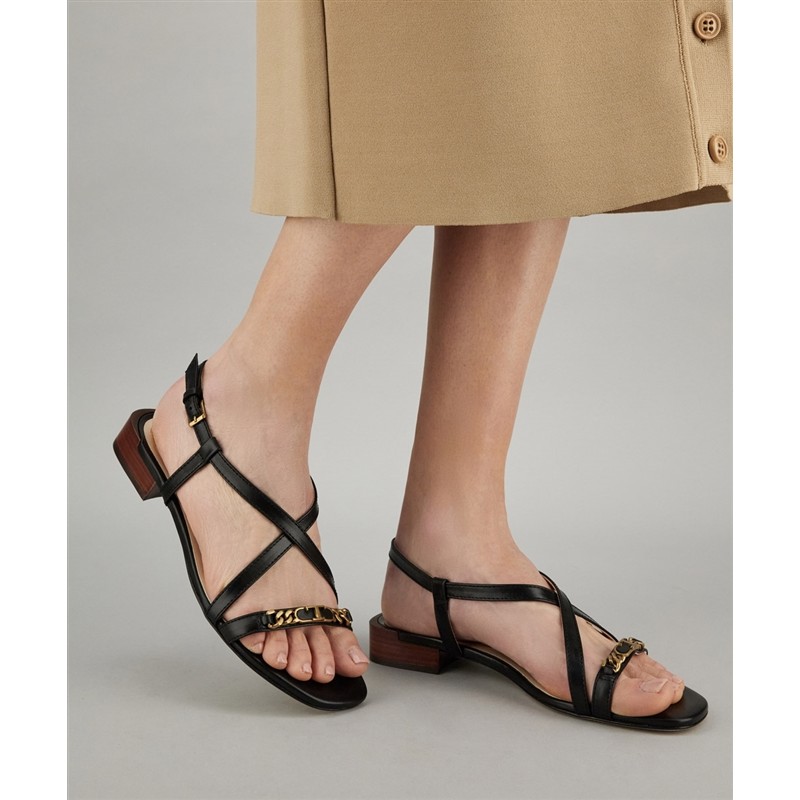 tod's sandales Sandales Chai Semelles: Cuir -Talons: Inf à 3 cm -Ma... tod's sandales Sandales Chai Semelles: Cuir -Talons: Inf à 3 cm -Ma...