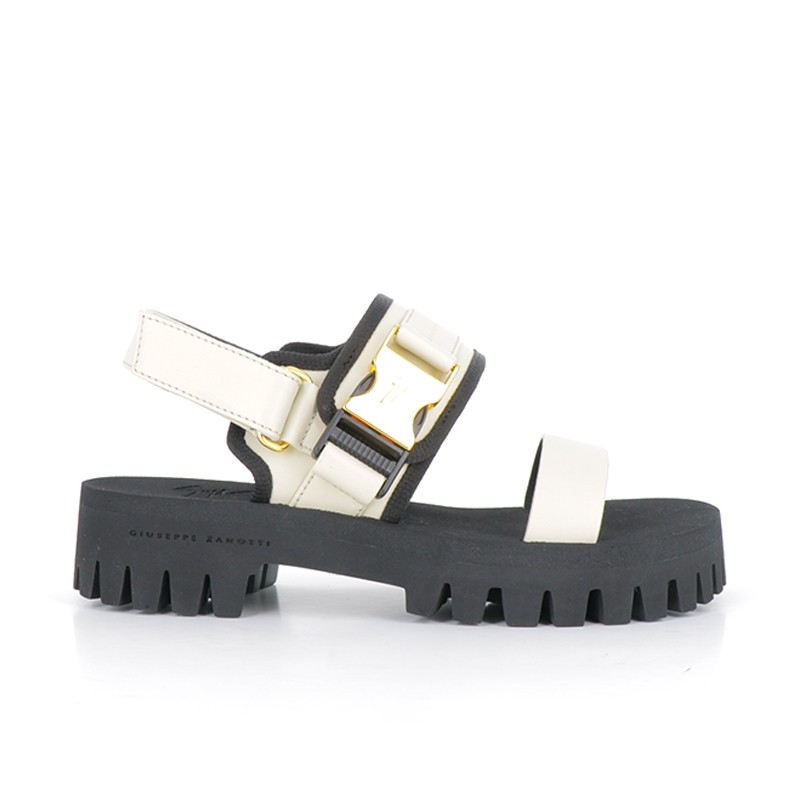 giuseppe zanotti sandales Sandales CDO Semelles: Commando -Matières...