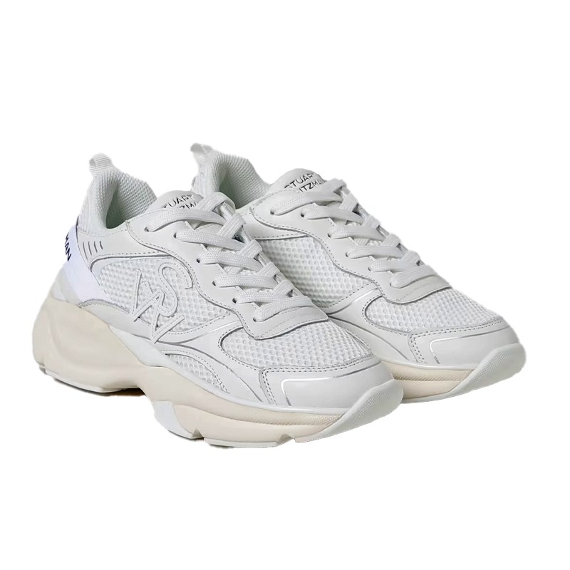 Sneakers trainer Sneakers trainer
