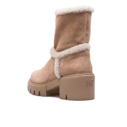 Boots Lennox