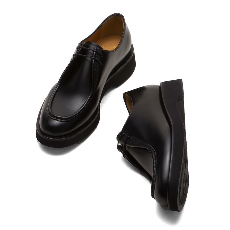 Derbies Nelly