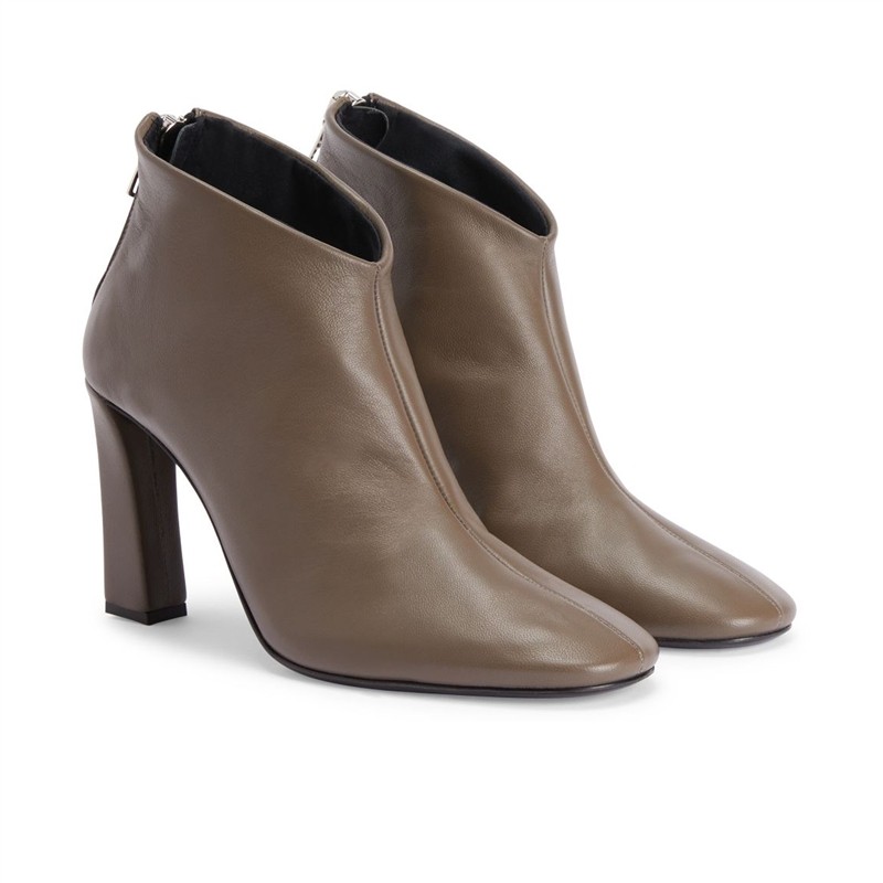 Boots Losie 90