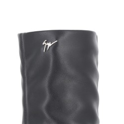 Boots Comp