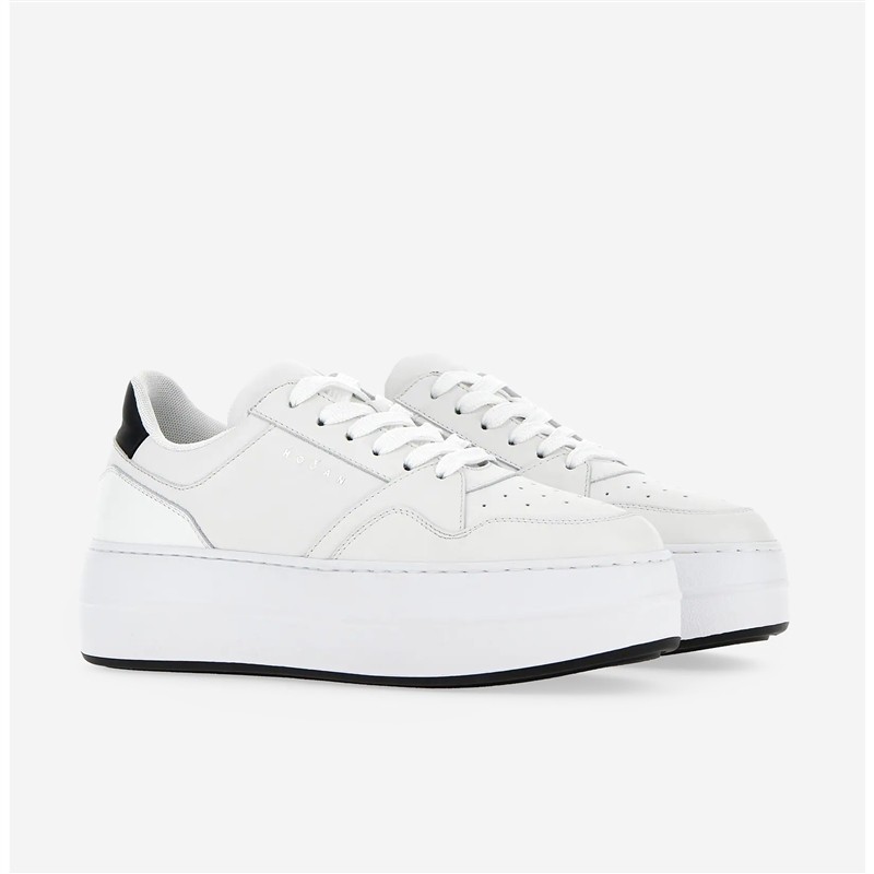 Sneakers H670