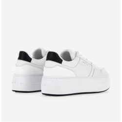 Sneakers H670