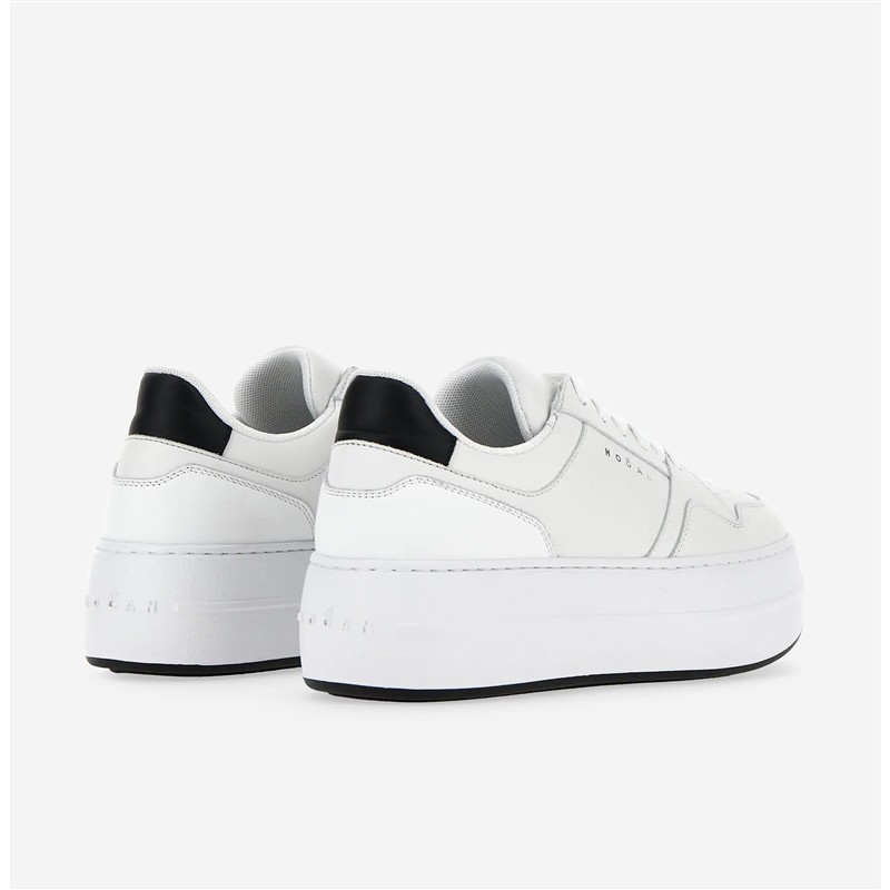 Sneakers H670