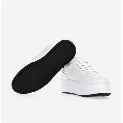 Sneakers H670