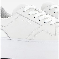 Sneakers H670