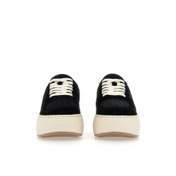 Sneakers H670