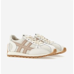 Sneakers H671