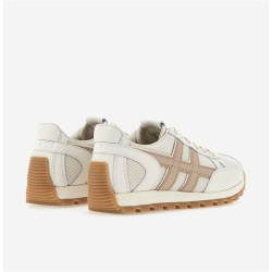 Sneakers H671