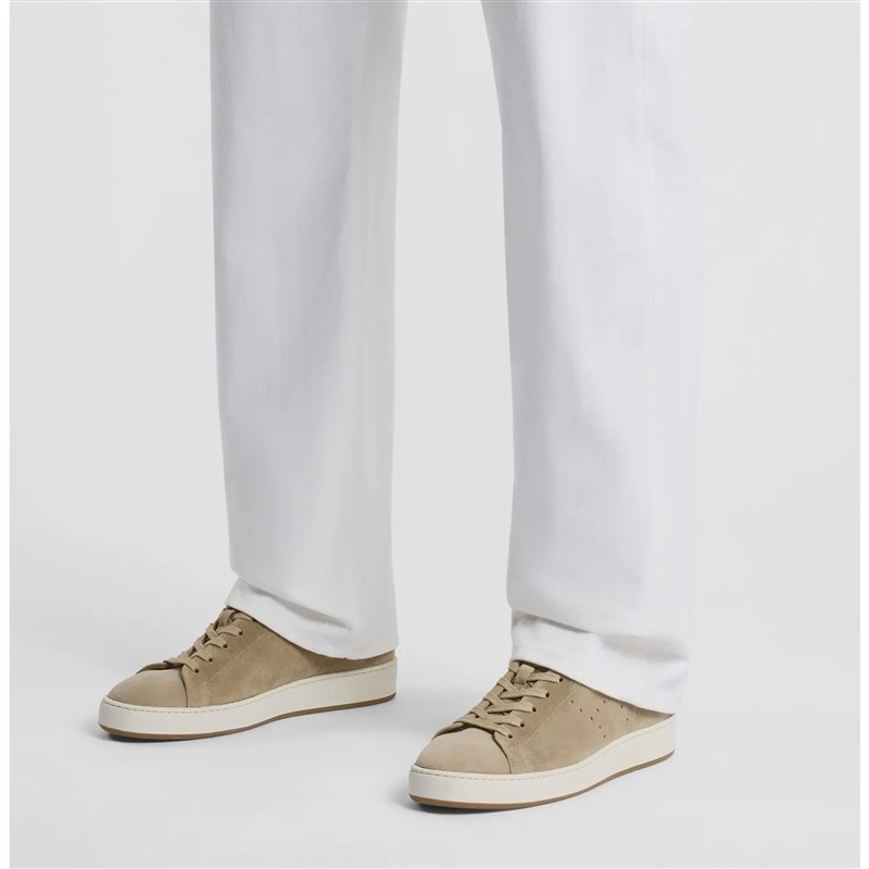 Sneakers H672