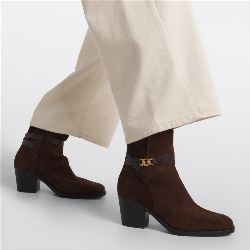 tod's boots & bottines Boots Jodhpur Détails : Bijoux -Semelles: Go...