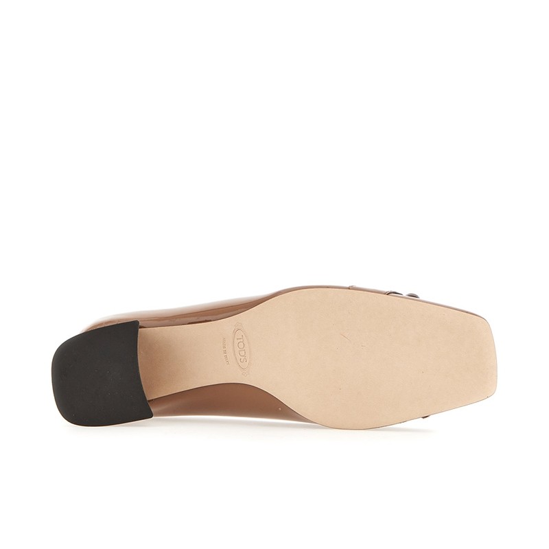 tod's escarpins Escarpins Decollet Détails : Bijoux -Semelles: Cuir... tod's escarpins Escarpins Decollet Détails : Bijoux -Semelles: Cuir...