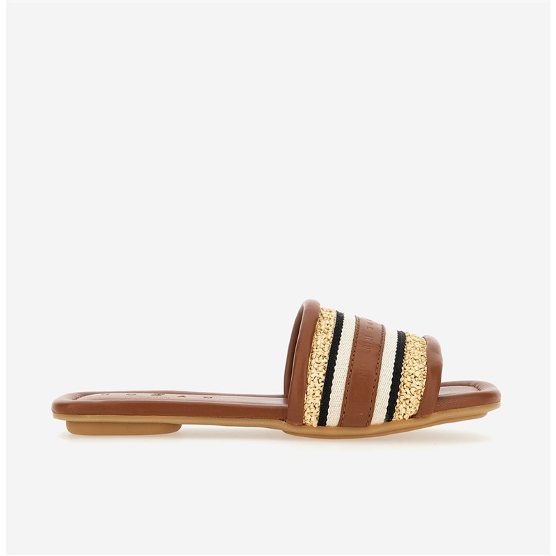 hogan sandales Mules H685 Détails : Mules -Semelles: Gomme -Talons:...